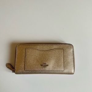 Coach wallet